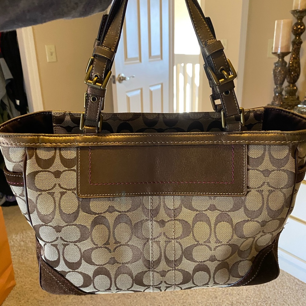 Coach tote - Picture 2 of 3